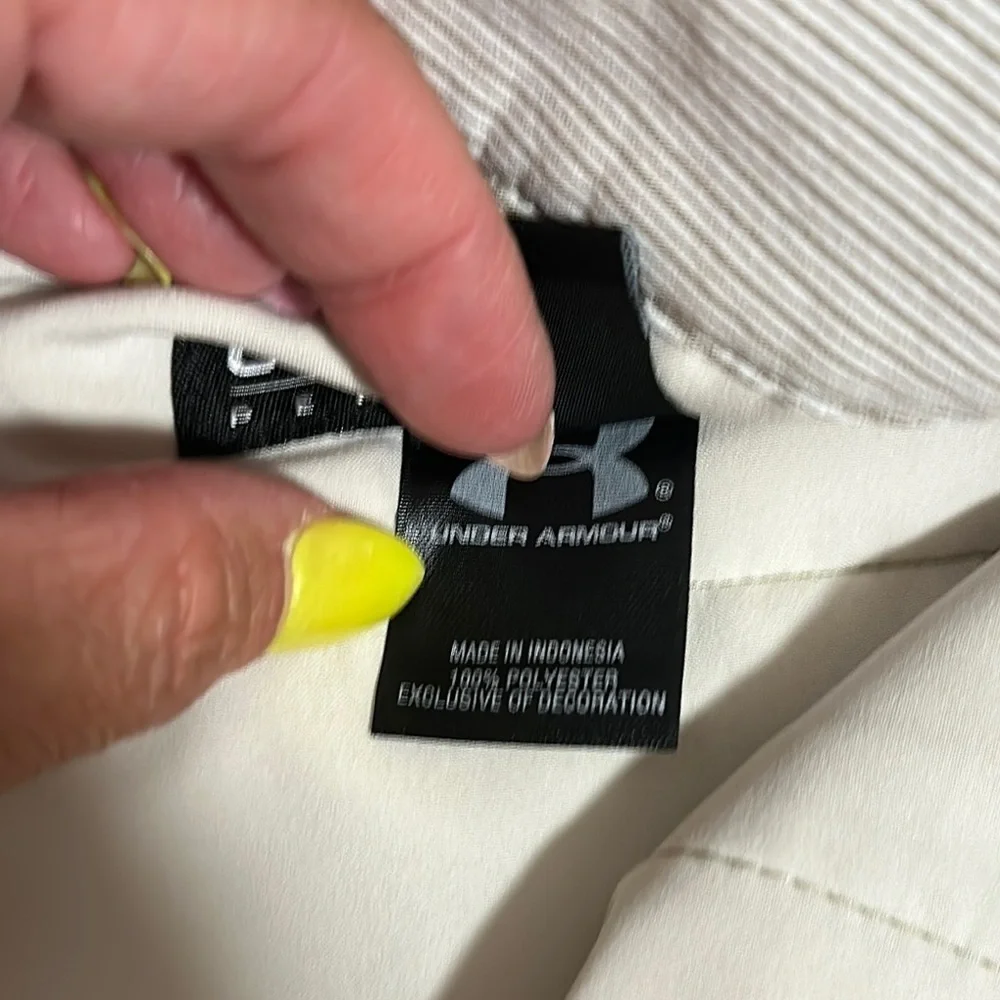 Under Armour Performance Shorts Men 36 Beige Plaid Chino Lightweight Golf